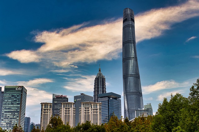 Top 10 Tallest Buildings In The World SHANGHAI TOWER, CHINA